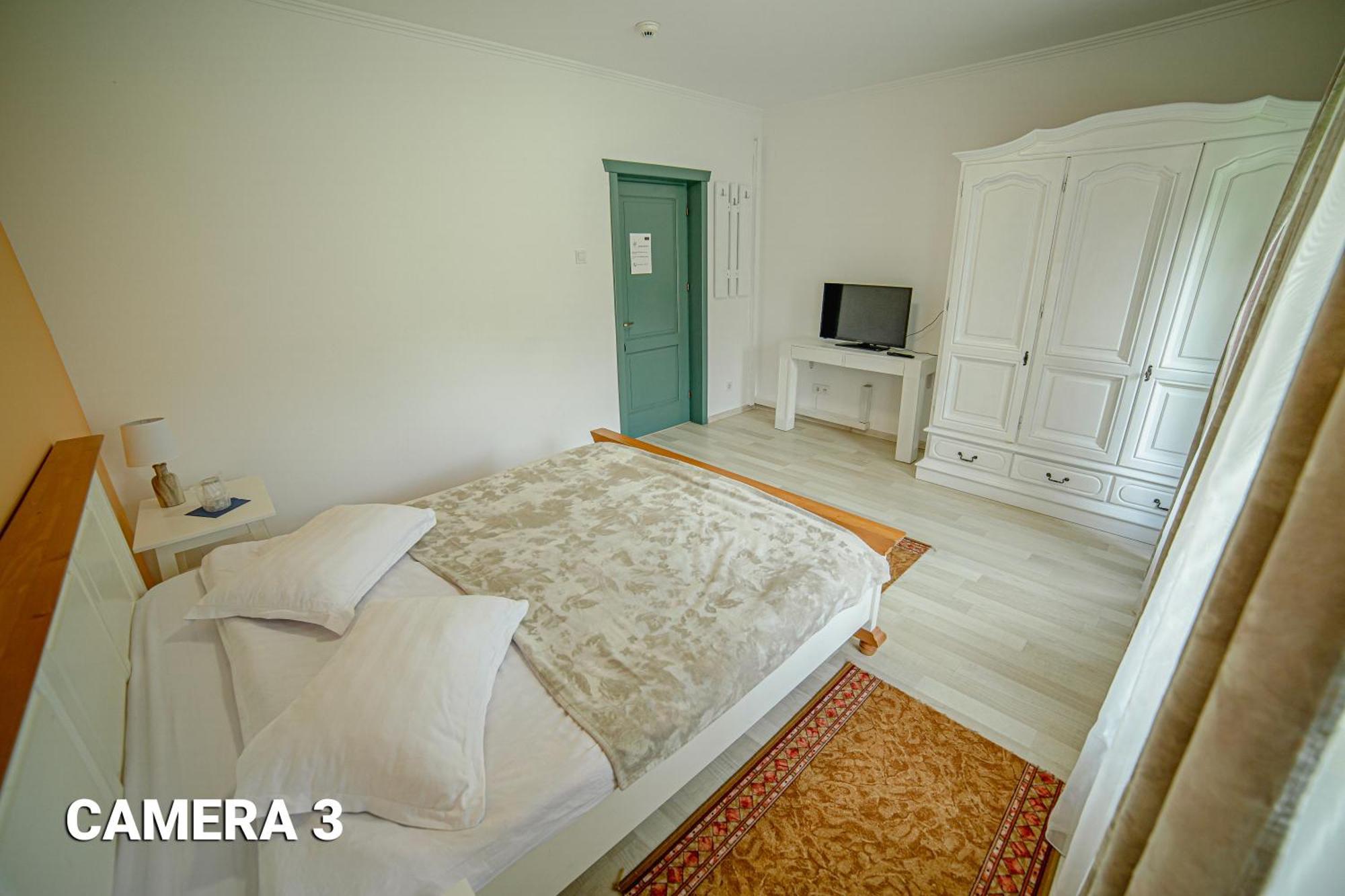 Pensiunea Arc Bucovina Vama  Quarto foto